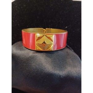 Vince Camuto Coral Pyramid Enamel Hinged Bracelet